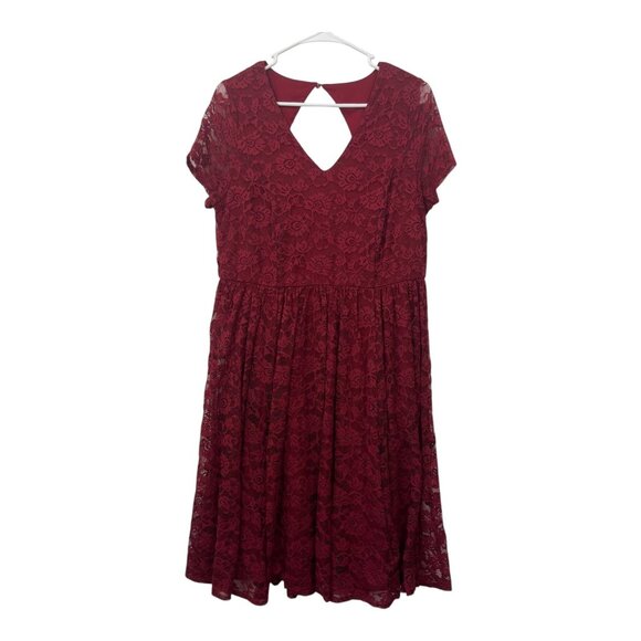 Torrid Plus Size Womens SZ 10  Red Lace Short Sleeve Dress With Keyhole Back - Picture 7 of 10
